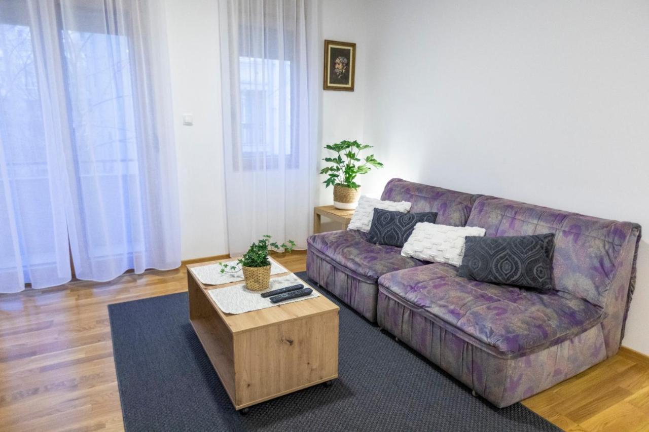 Apartment As 1